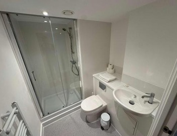 Studio Flat Close to Queen Square - Flat 2B 4