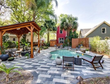 Studio loft w pool spa & gardens near downtown 4