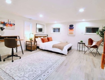 Studio Not Far from Capitol Hill, Walk to METRO 5