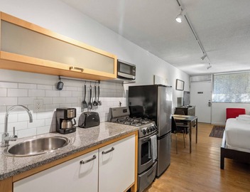 Studios On 25th by BCA Furnished Apts 3