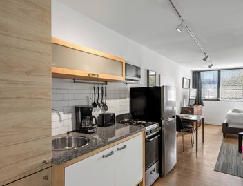 Studios On 25th by BCA Furnished Apts 4