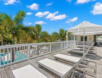 Stunning 2BR Suite, Just Steps to the Beach 5