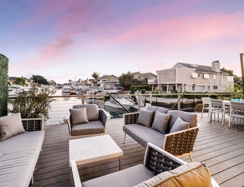 Stunning, upscale waterfront house in Oxnard, CA 5