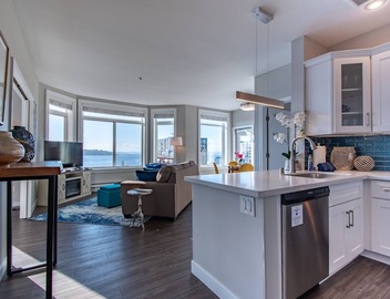 Stunning Waterview Condo in the Heart of Seattle! 5