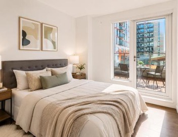 Stylish 2BR Apartment Close to Downtown Vancouver and BC Place 3