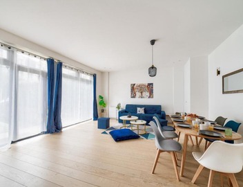 Stylish 3 bdr & Garden Oasis on the Edge of Paris 3
