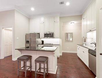 Stylish 4 bedroom home in the heart of Baton Rouge 3
