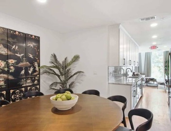 Stylish CBD Condo | Near French Quarter 3