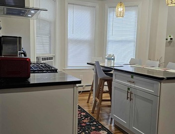 Stylish & Cozy Boston Retreat Near Train Station, Parks & Cafés 5