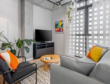 Stylish Eco-Friendly Stay in Vibrant Fitzroy 3