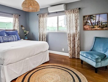 Stylish Hm Near Beach, Restaurants & Parking CC A 4