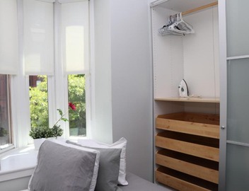 Stylish Newbury Street Studio, #11 3