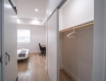 Stylish Private Room by Downtown LA with Private Parking 5