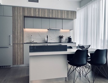 STYLISH & SPACIOUS 2BDR IN 5 STAR DOWNTOWN HIGH RISE COMPLEX 3