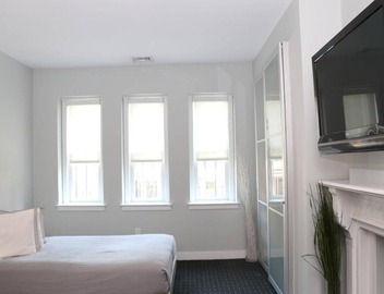 Stylish Studio on Newbury St, THIS IS BOSTON! #12 2