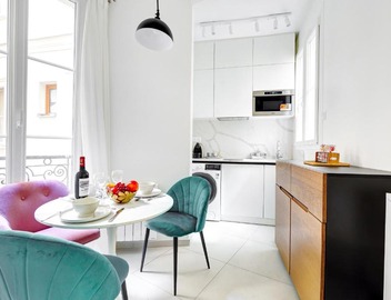 Suite Élodie - Authentic Parisian apartment 5