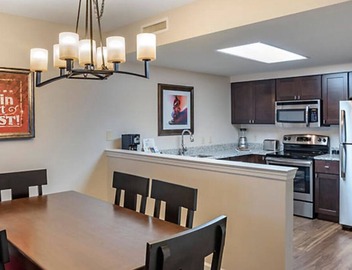 Suites at Hershey - 2 Bedroom/2 Bath Condo 2