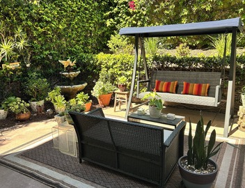 Sunlit Garden Escape 5