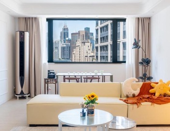 Sunny Abode-Bund view apartment 300m from Yu Garden Modern luxury 3-bedroom, 2-bathroom residence 5