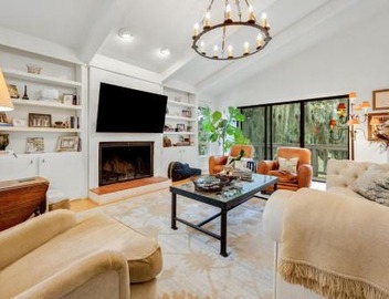 Sunny Pointe home 4