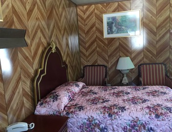 Sunset Motel 3
