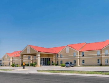 Super 8 by Wyndham Amarillo West 2