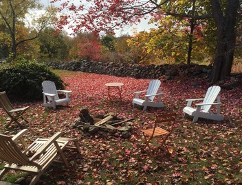 Super comfy, chic converted barn with saltwater pool on 6 acres. 3