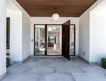 Super Modern Waterfront Paradise Near the Beach 5