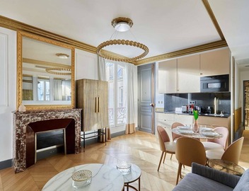 Superb AC- 1BDR Ave Montaigne - Arc de Triomphe by Studio Prestige 2