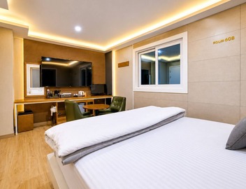 Sweet Hotel 3