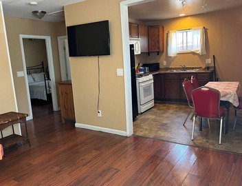 SweetHome-Close to SoFi, Beaches , LA Airport &Freeway 405&105 2