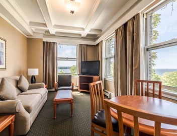 Sylvia Hotel 2