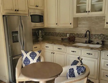 t Adorable- Entire Guest House: Pool, Hot Tub, Beautiful Fountain & Huge Patio! 2
