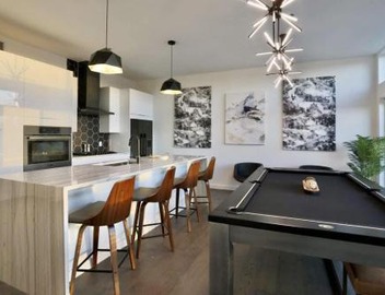 Tailgate Penthouse 2 Blocks from UT Stadium 4