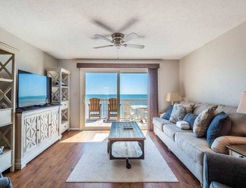 Take It E-Sea | Oceanfront + Community Pool! 4