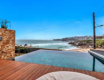 Tamarama Apartments 2