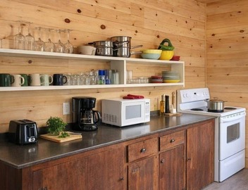 Tea House Cottage – Phillips Bay Resort 2