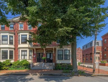 The 87th Townhome - Local Landmark Property 4