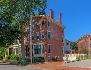 The 87th Townhome - Local Landmark Property 5