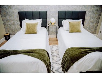 The Cambridge Haven Luxury 2BR Townhouse Private Entry MIT Kendall Sq 4