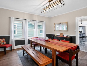 The Cherry St House|Dog Friendly |Sleeps 10 |Near MSU 5