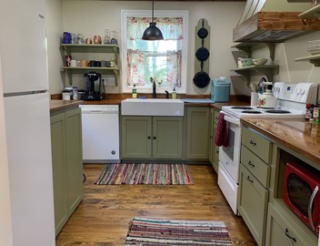 The Edinburgh Cottage 3