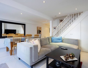 The Fulham Garden Maisonette, by Veeve 3