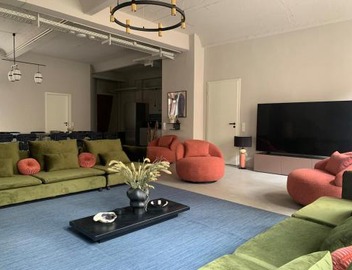 The Glowgauer - Spacious 9 Bedroom Apartment 3