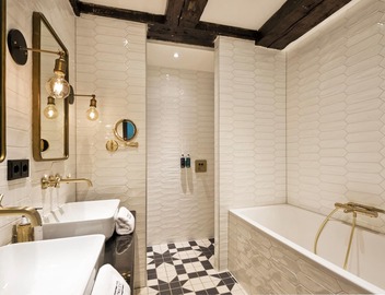 The Hendrick's Hotel 5
