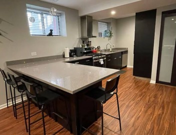 The Holiday Lake House - 2br 2bth - 50 steps from the beach! 3
