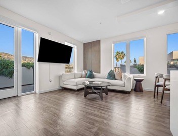 The Jade Hill' Luxurious Penthouse Two floors Hollywood Hills Pool, Gym, Jacuzzi 3