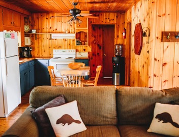 The Kickback Tobermory Waterfront Cottage with Beach 2