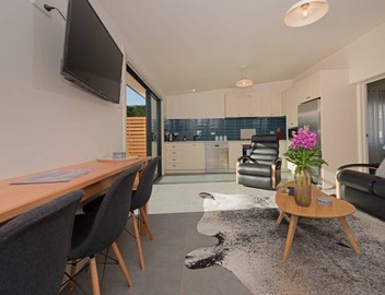 The Little Lollyshop Apartment in Battery Point 4