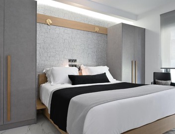 The Lop Athens Holidays Luxury Suites 2